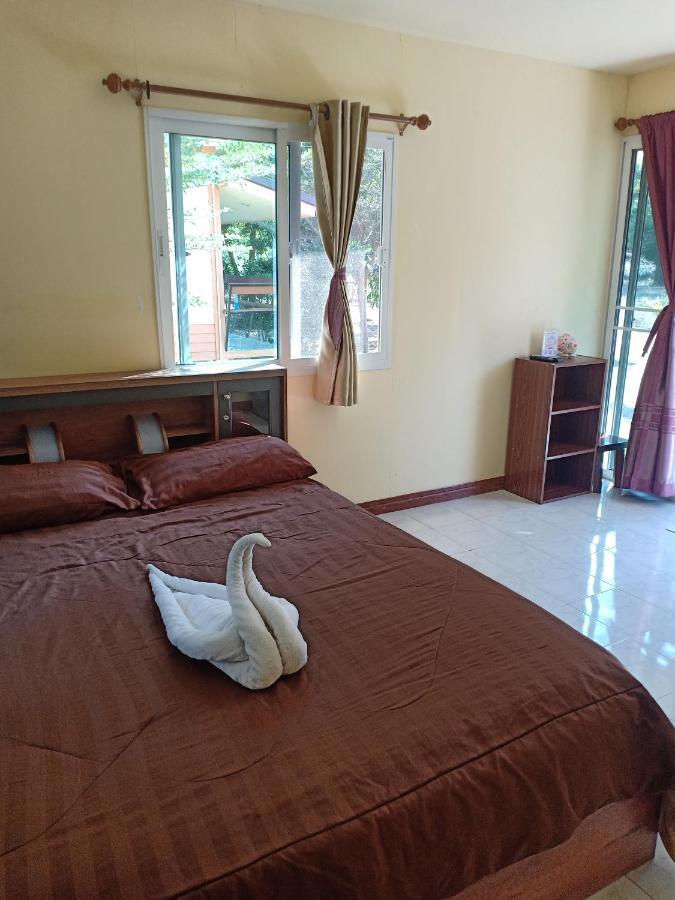 Win Gray Homestay Resort Pathiu Exteriör bild