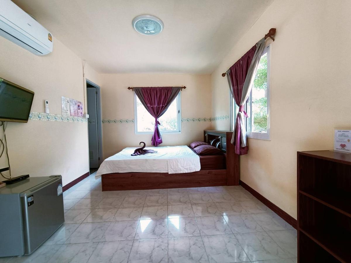 Win Gray Homestay Resort Pathiu Exteriör bild