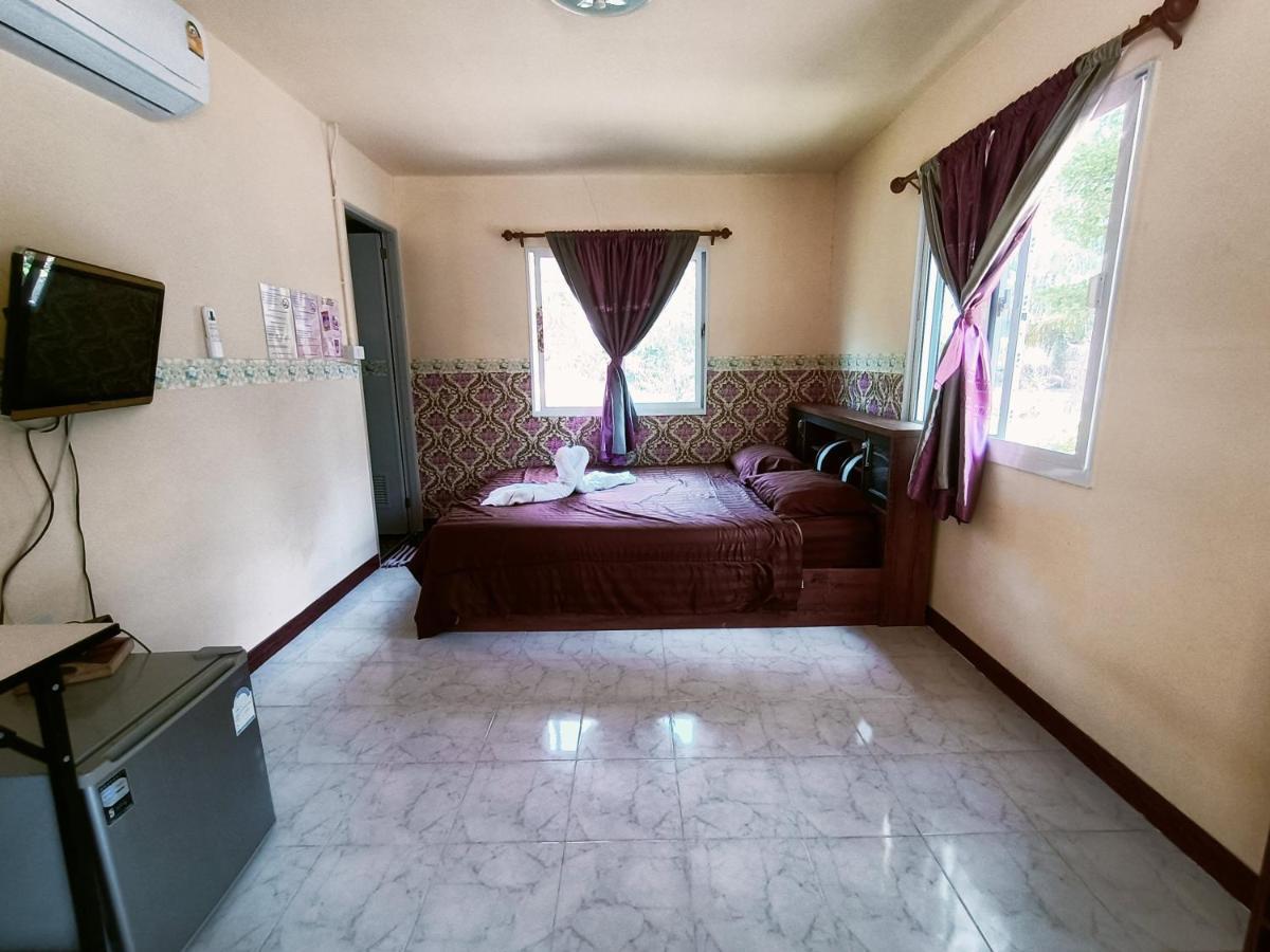 Win Gray Homestay Resort Pathiu Exteriör bild